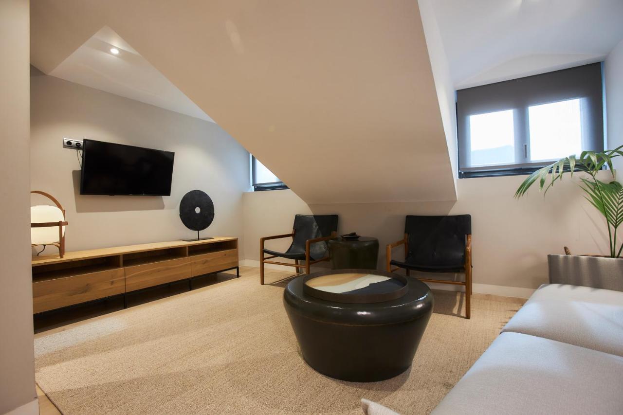 Appartement U-Sense Madrid Santa Ana Extérieur photo