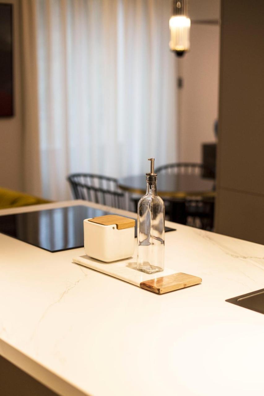 Appartement U-Sense Madrid Santa Ana Extérieur photo